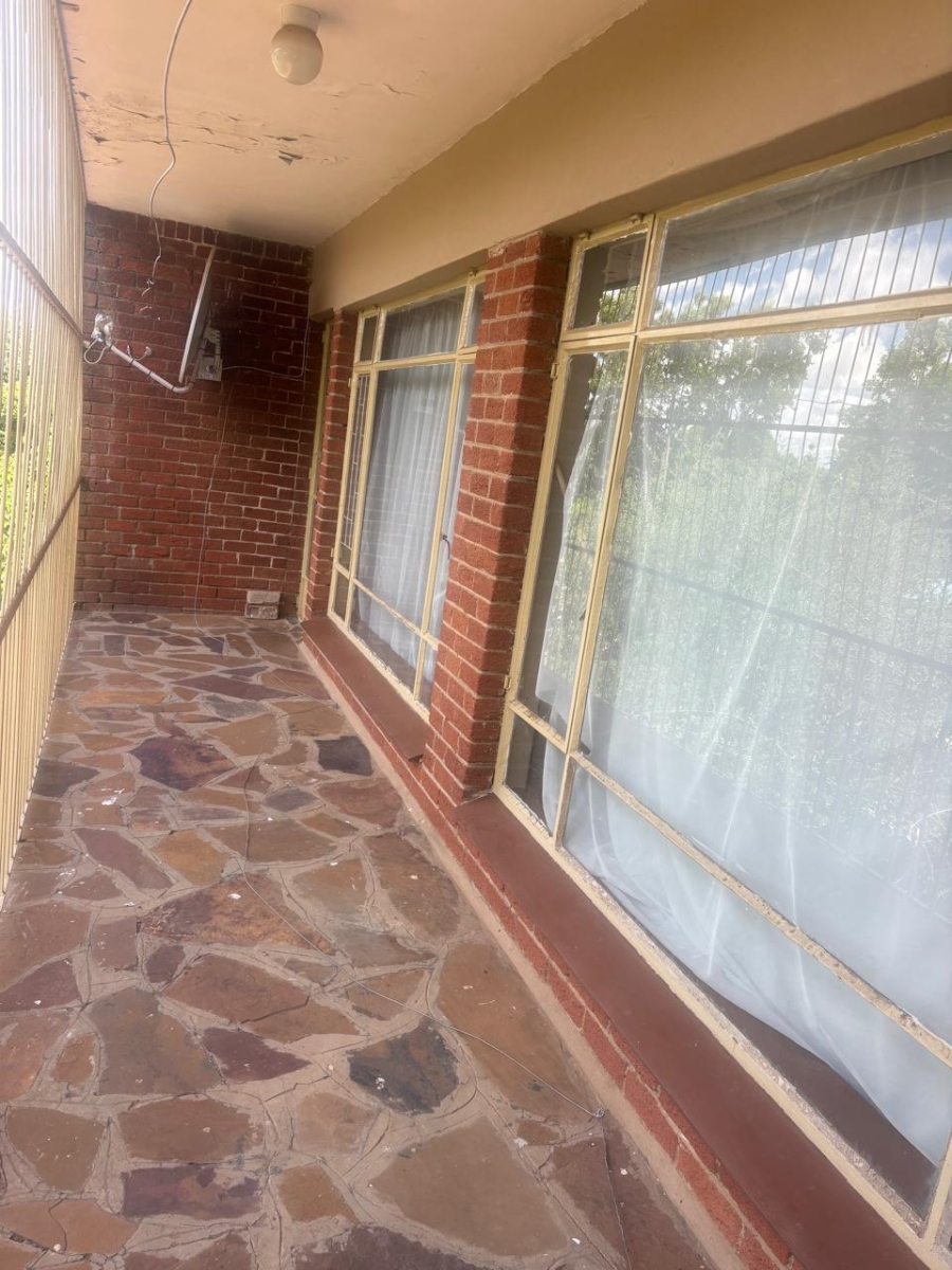 To Let 2 Bedroom Property for Rent in Bloemfontein Free State